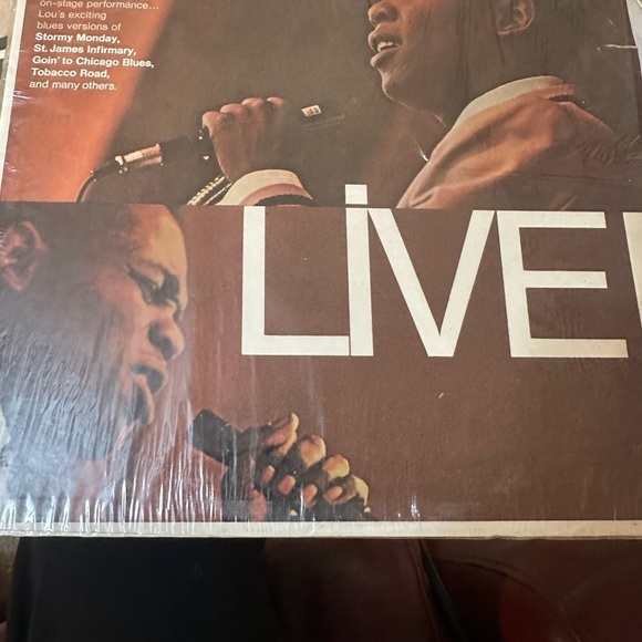 Lou Rawls LIVE! Vinyl - Picture 2 of 6